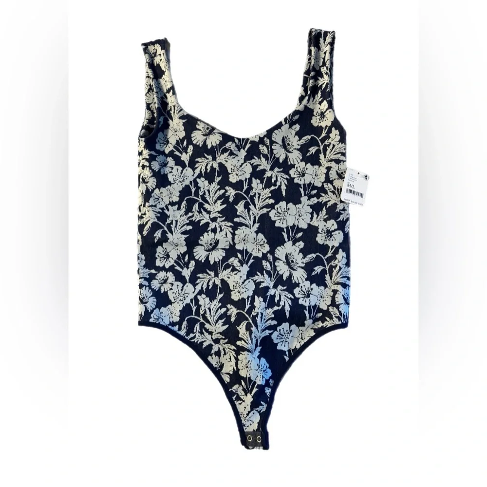 Free People Printed Clean Lines Blue Floral Print Sleeveless Bodysuit - Picture 3 of 6